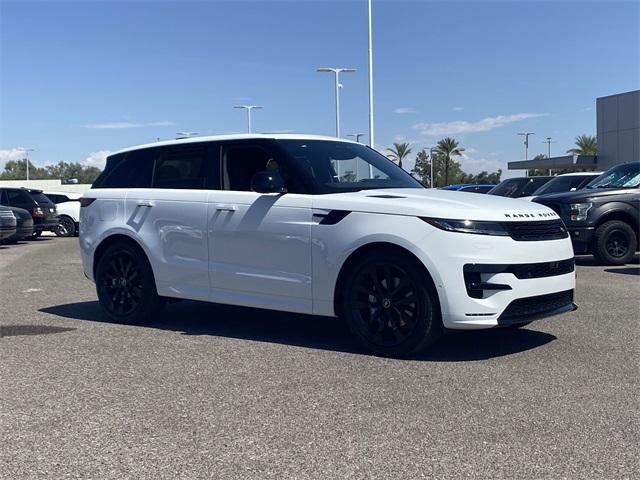 Photo of 2025 Fuji White Land Rover Range Rover Sport