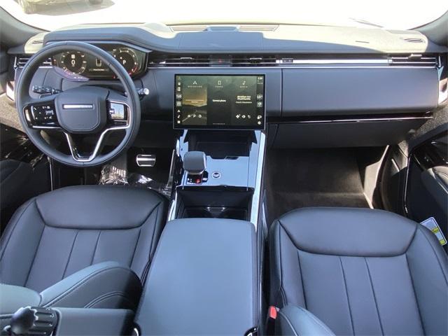 Photo of 2025 Fuji White Land Rover Range Rover Sport