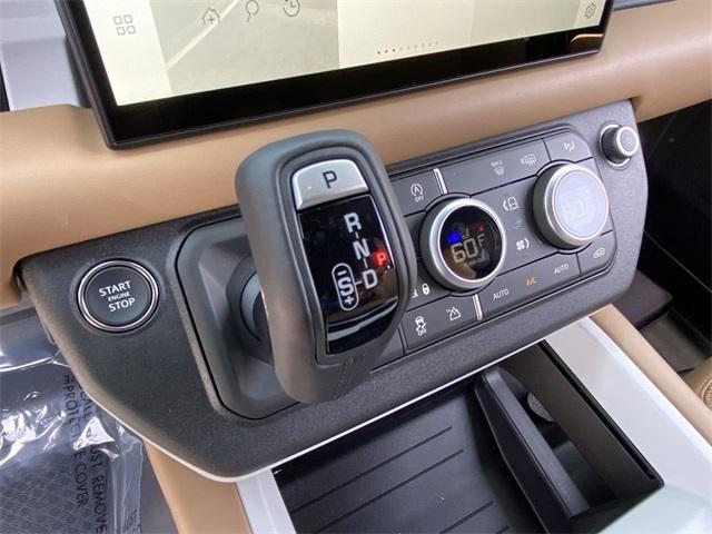 Photo of 2025 Pangea Green Land Rover Defender