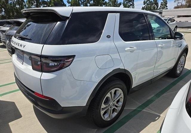 Photo of 2022 Fuji White Land Rover Discovery Sport