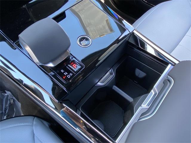 Photo of 2025 Eiger Grey Land Rover Range Rover Sport