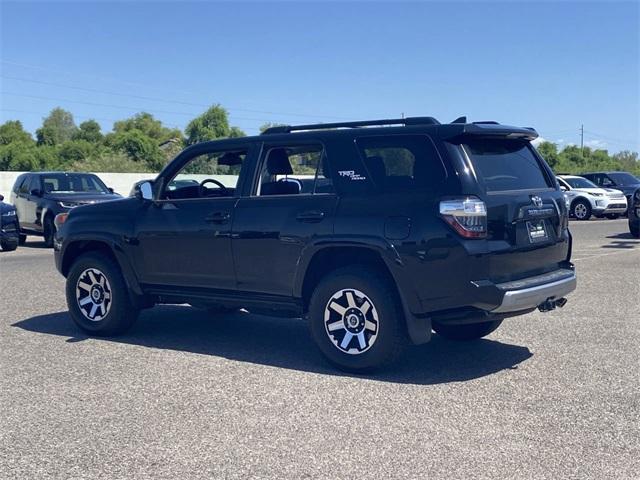 Photo of 2020 Midnight Black Metallic Toyota 4Runner