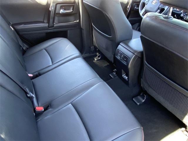 Photo of 2020 Midnight Black Metallic Toyota 4Runner