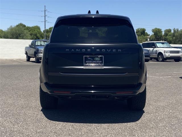 Photo of 2023 Santorini Black Land Rover Range Rover