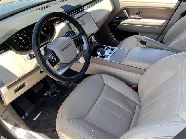 Photo of 2023 Santorini Black Land Rover Range Rover