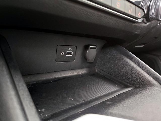 Photo of 2024 White Nissan Altima