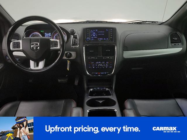 Photo of 2019 Silver Dodge Grand Caravan