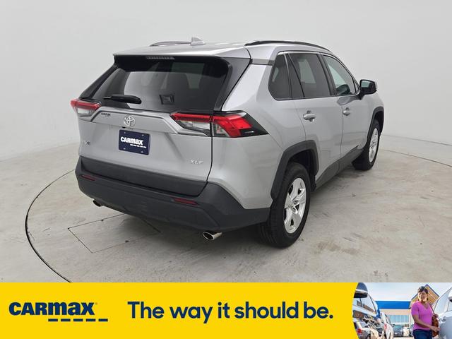 Photo of 2020 Silver Toyota RAV4