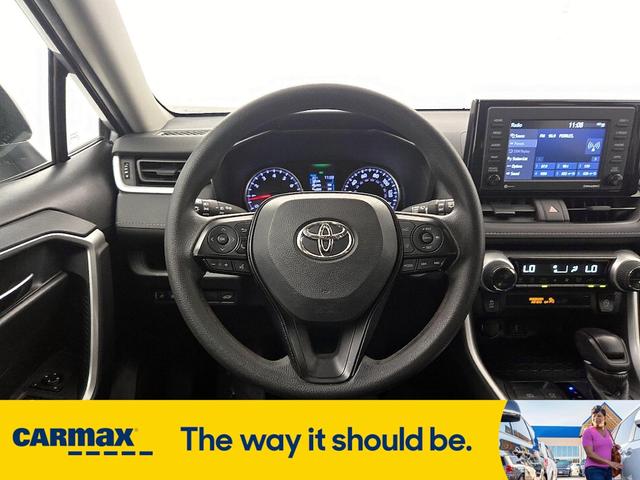 Photo of 2020 Silver Toyota RAV4