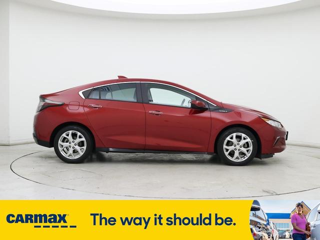 Photo of 2018 Red Chevrolet Volt