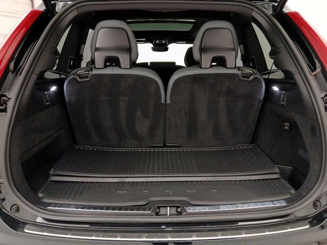 Photo of 2024 Black Volvo XC90