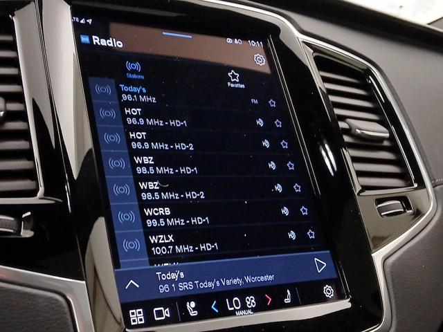 Photo of 2024 Black Volvo XC90