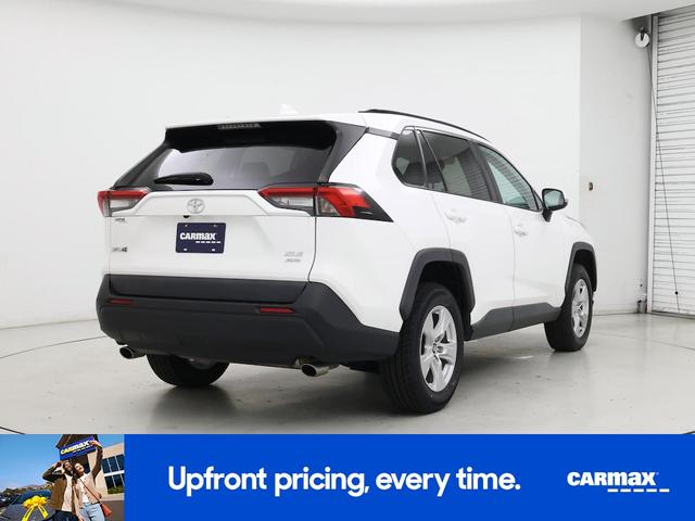 Photo of 2021 White Toyota RAV4