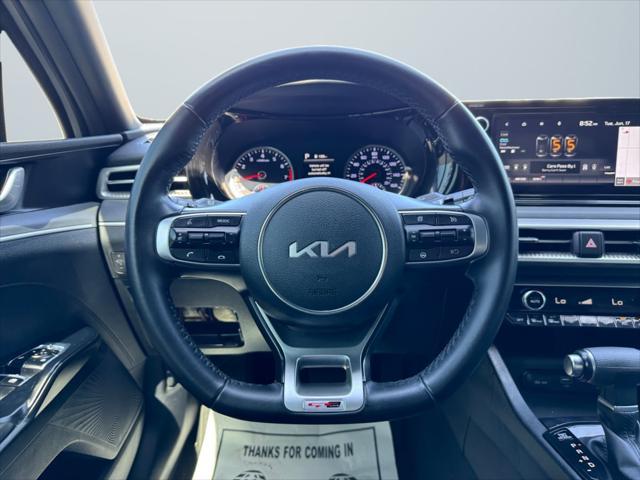Photo of 2022 Wolf Gray Kia K5