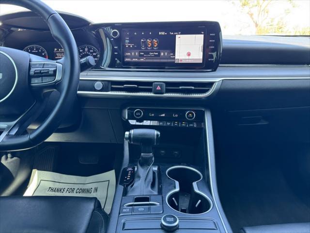 Photo of 2022 Wolf Gray Kia K5