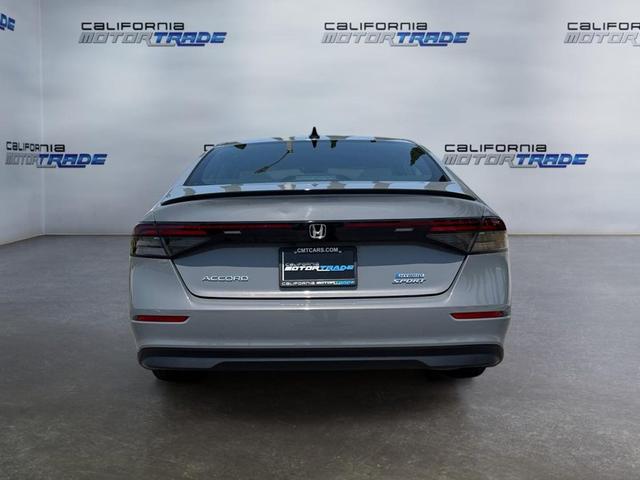 Photo of 2024 Urban Gray Pearl Honda Accord Hybrid