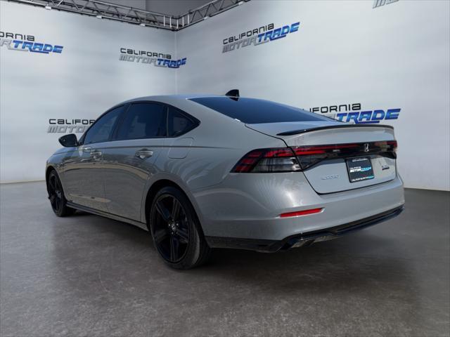 Photo of 2024 Urban Gray Pearl Honda Accord Hybrid