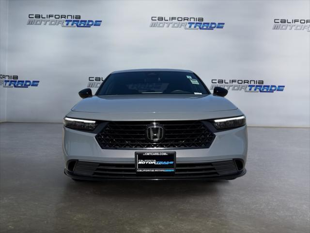 Photo of 2024 Urban Gray Pearl Honda Accord Hybrid