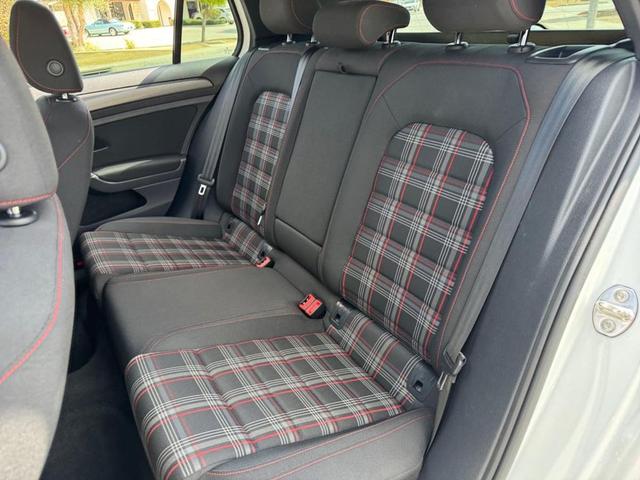 Photo of 2018 Pure White Volkswagen Golf GTI