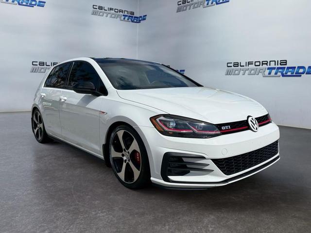 Photo of 2018 Pure White Volkswagen Golf GTI