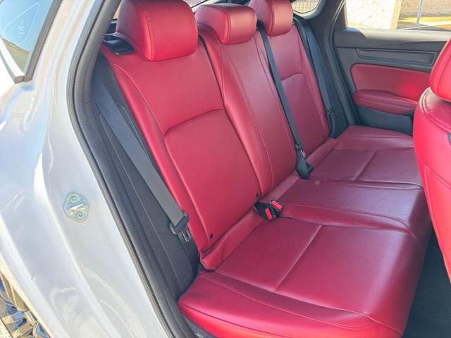 Photo of 2023 Platinum White Pearl Acura Integra