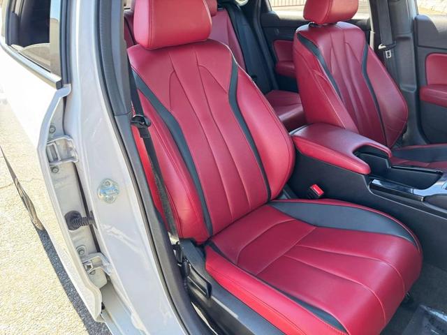 Photo of 2023 Platinum White Pearl Acura Integra