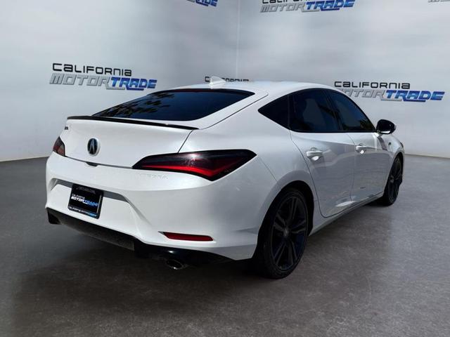 Photo of 2023 Platinum White Pearl Acura Integra