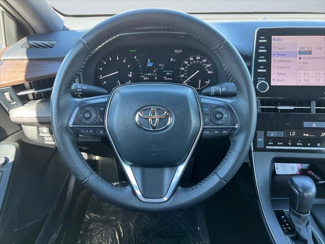 Photo of 2022 Wind Chill Pearl Toyota Avalon