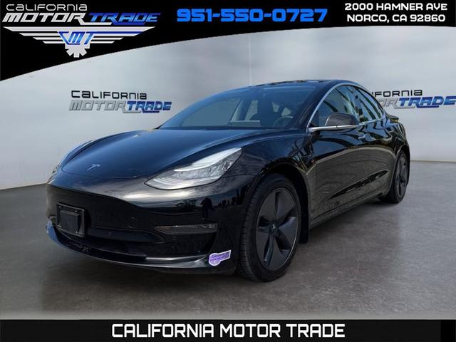 Photo of 2019 Solid Black Tesla Model 3