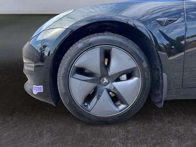 Photo of 2019 Solid Black Tesla Model 3