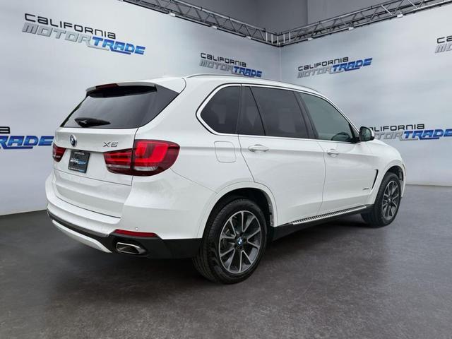 Photo of 2018 Alpine White BMW X5