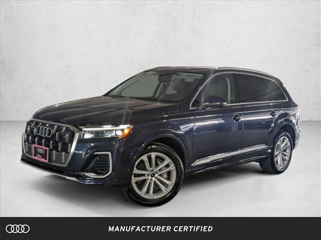 Photo of 2025 Waitomo Blue Metallic Audi Q7