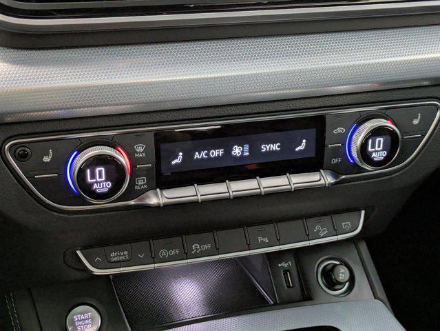 Photo of 2024 Daytona Gray Pearl Effect Audi Q5