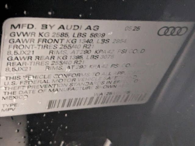 Photo of 2025 Mythos Black Metallic Audi SQ5