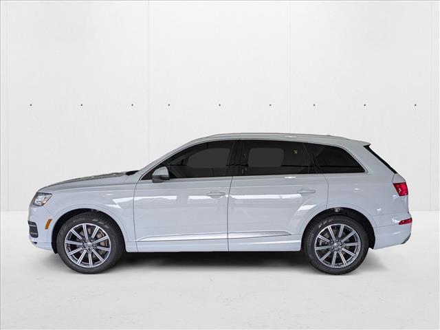 Photo of 2019 Glacier White Metallic Audi Q7