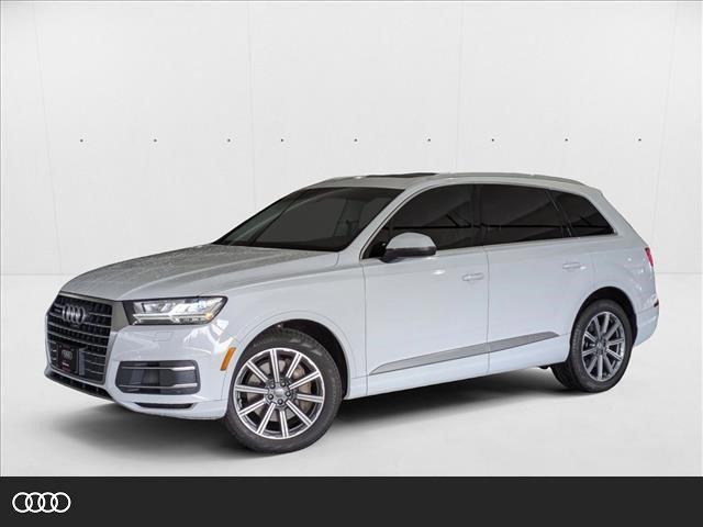 Photo of 2019 Glacier White Metallic Audi Q7