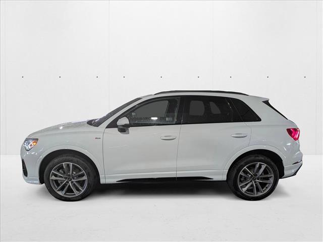 Photo of 2025 Glacier White Metallic Audi Q3