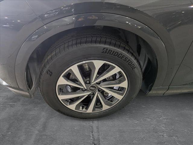 Photo of 2025 Manhattan Gray Metallic Audi Q6 e-tron