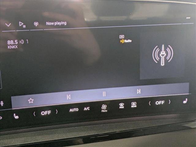 Photo of 2025 Manhattan Gray Metallic Audi Q6 e-tron