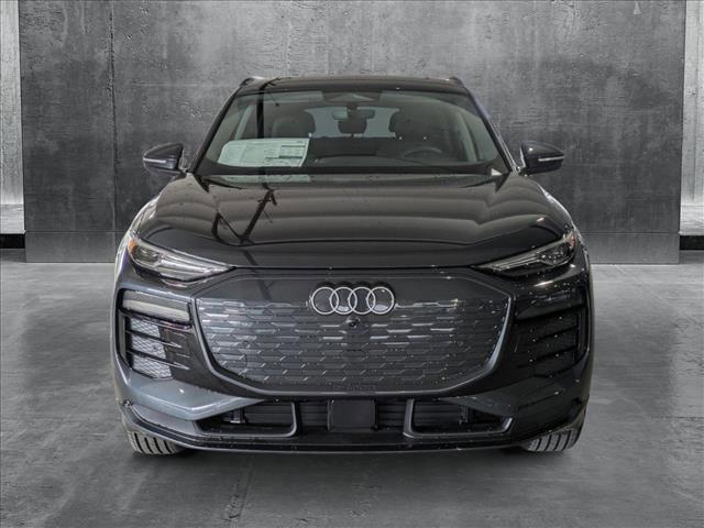 Photo of 2025 Manhattan Gray Metallic Audi Q6 e-tron