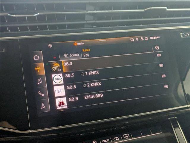 Photo of 2023 Mythos Black Metallic Audi Q7
