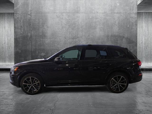 Photo of 2023 Mythos Black Metallic Audi Q7