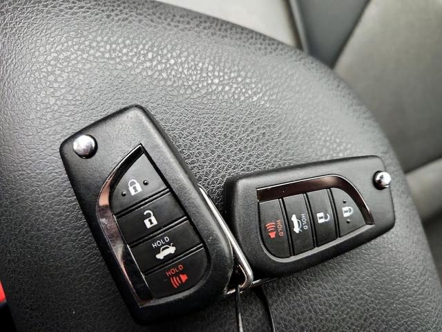 Photo of 2023 White Toyota Camry