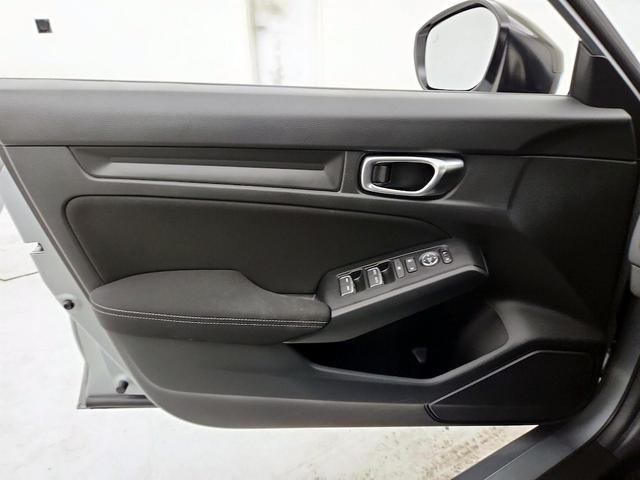 Photo of 2025 Silver Honda Civic