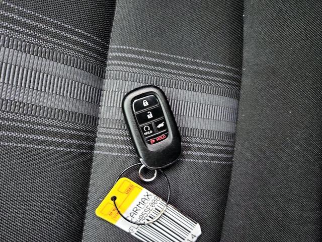 Photo of 2025 Silver Honda Civic