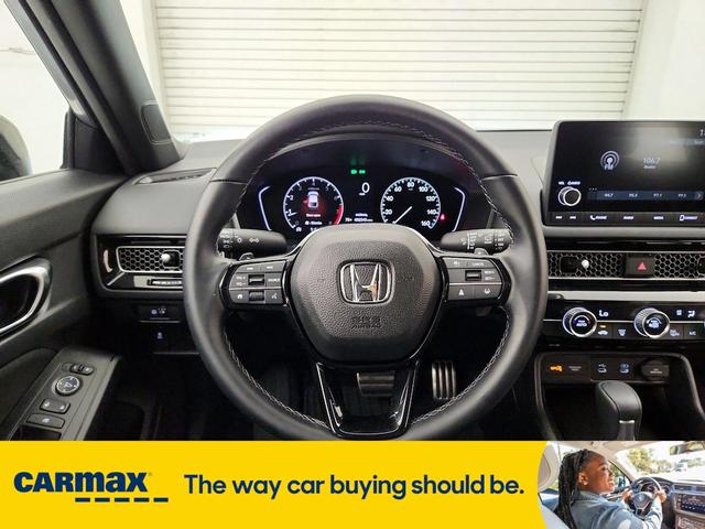 Photo of 2025 Silver Honda Civic