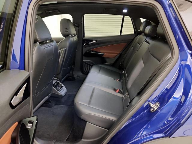 Photo of 2022 Blue Volkswagen ID.4