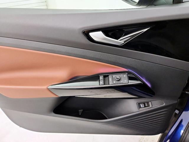 Photo of 2022 Blue Volkswagen ID.4