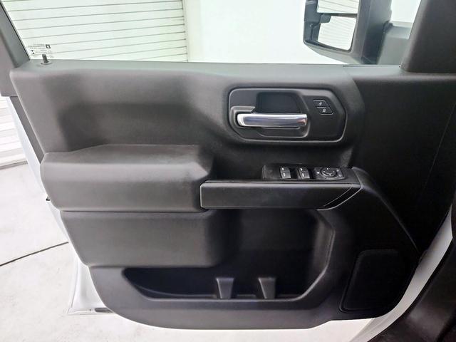 Photo of 2023 White Chevrolet Silverado 2500