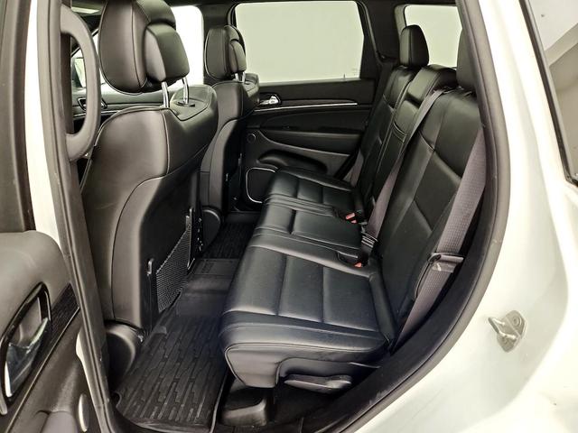 Photo of 2021 White Jeep Grand Cherokee